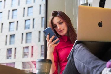 女性はノマドワーカーになった方が幸せな理由3つ！有名人はみなストレスフリー